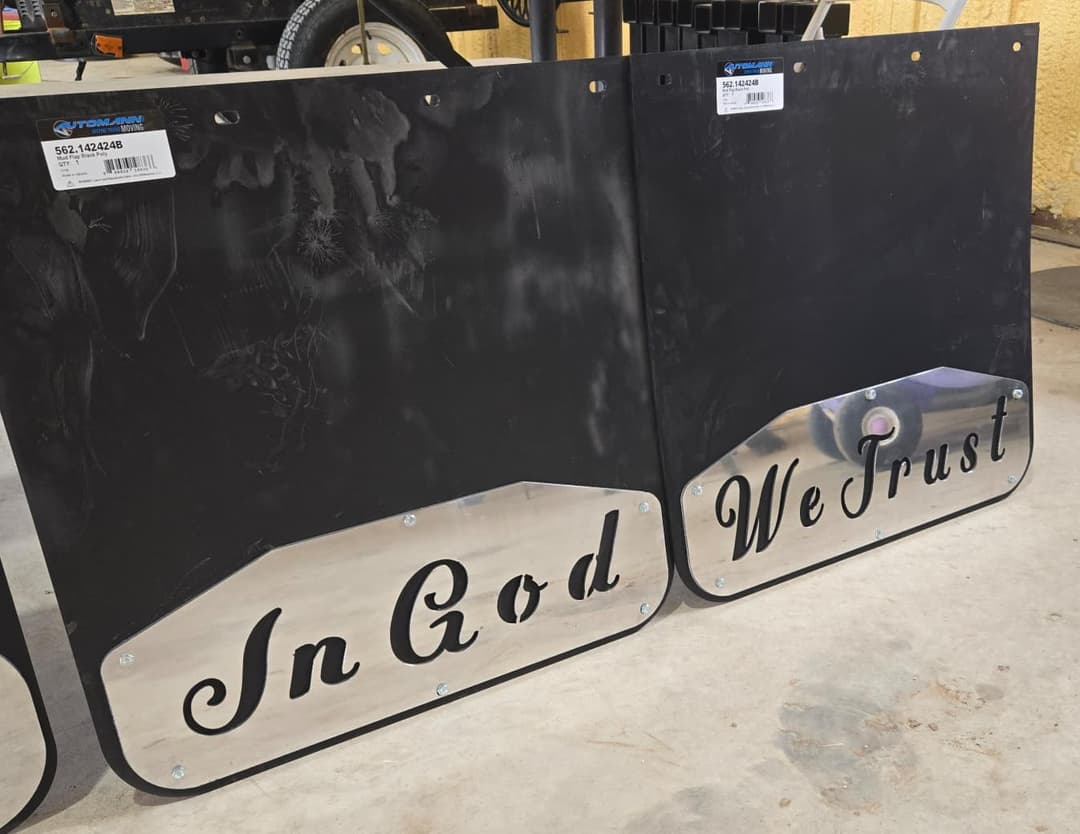Custom mud flaps